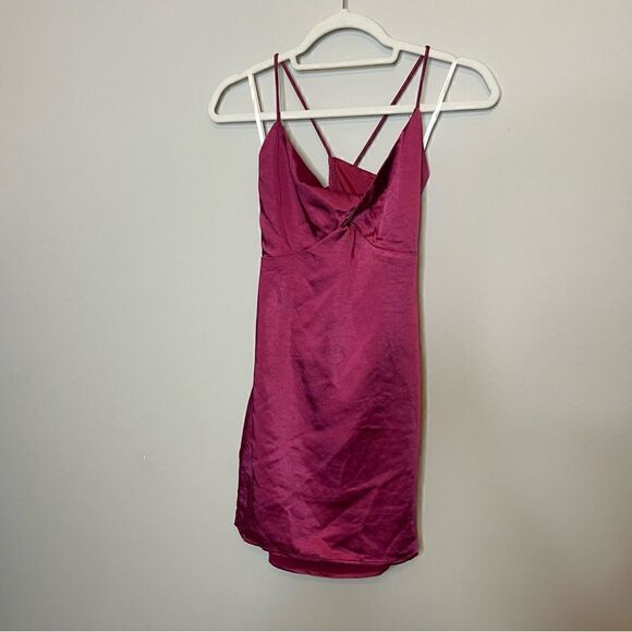 Superdown julieta mini dress in Maroon size Medium flawed NWT - Picture 7 of 10